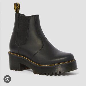 DR. MARTENS Rometty Burnished Leather Platform Chelsea Boots Wyoming